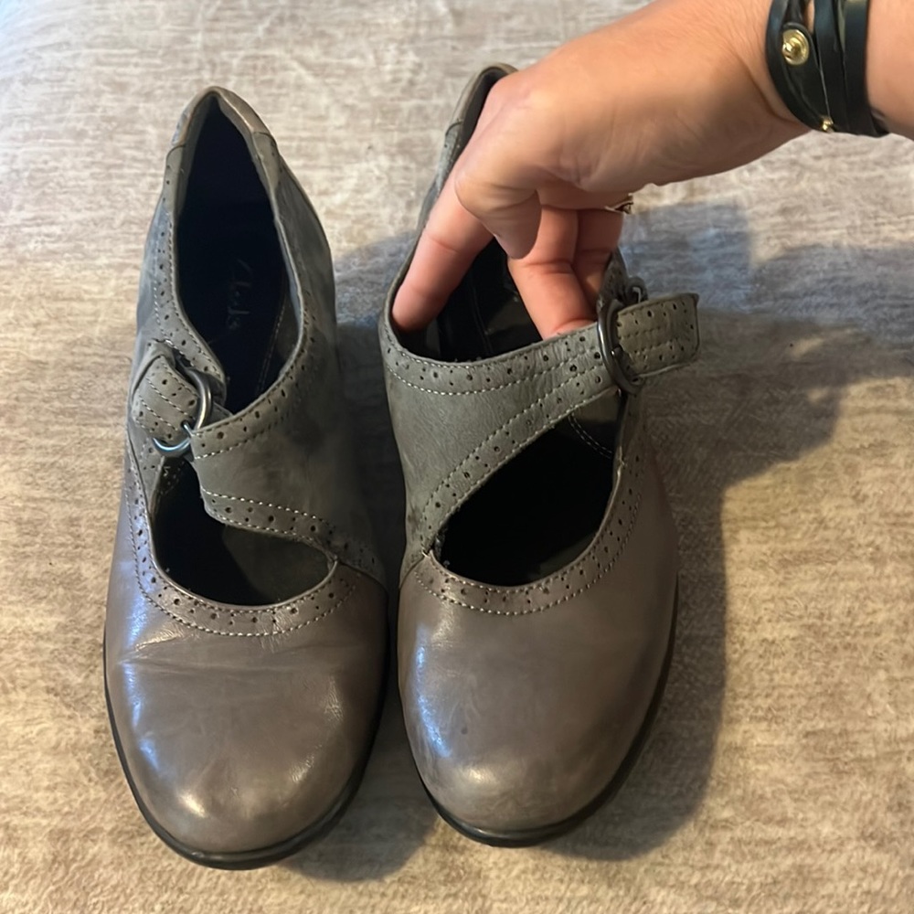 Clarks leather shoes